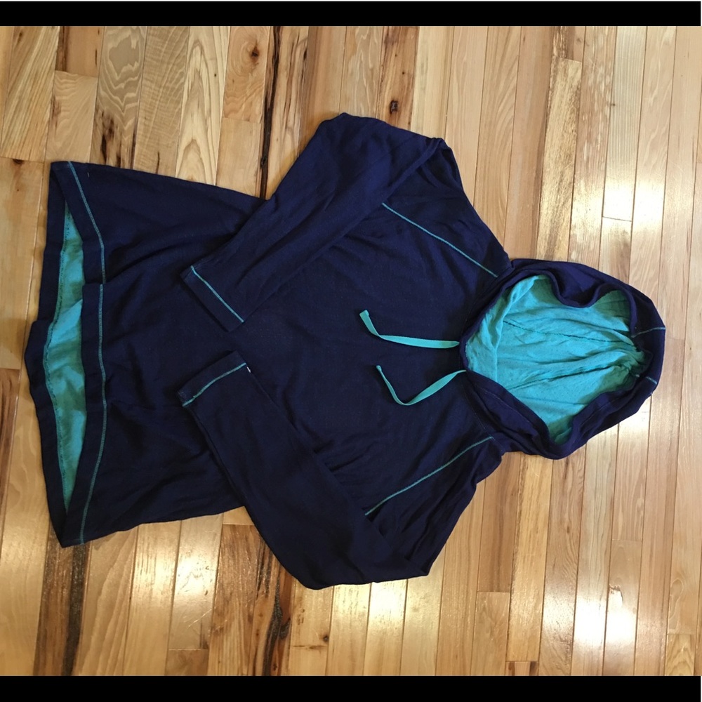 Cute Columbia hoodie